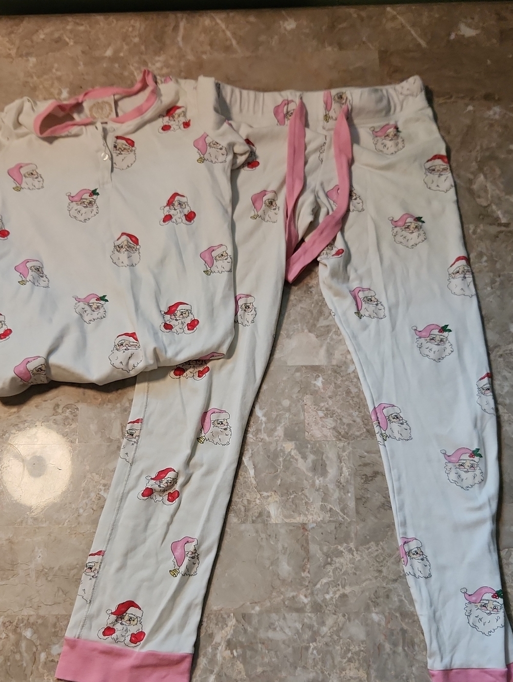 The Beaufort Bonnet Company White and Pink Santa Print Pajama Set